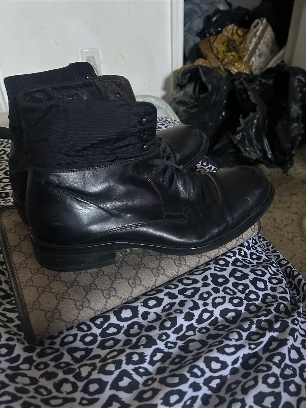 Men's  Kenneth Cole elegant Black Leather Lace-Up Ankle Boots